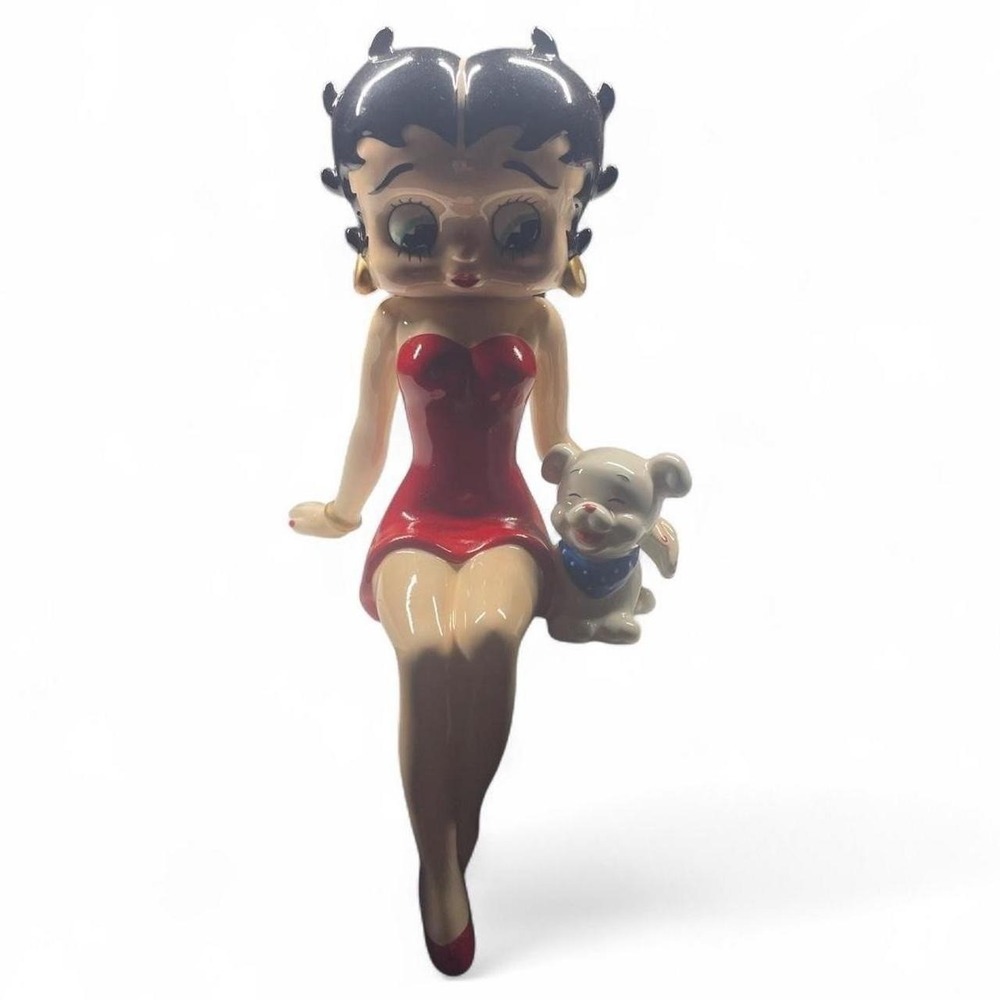 Adorable Vintage Porcelain Betty Boop & Pudge sitting figurine